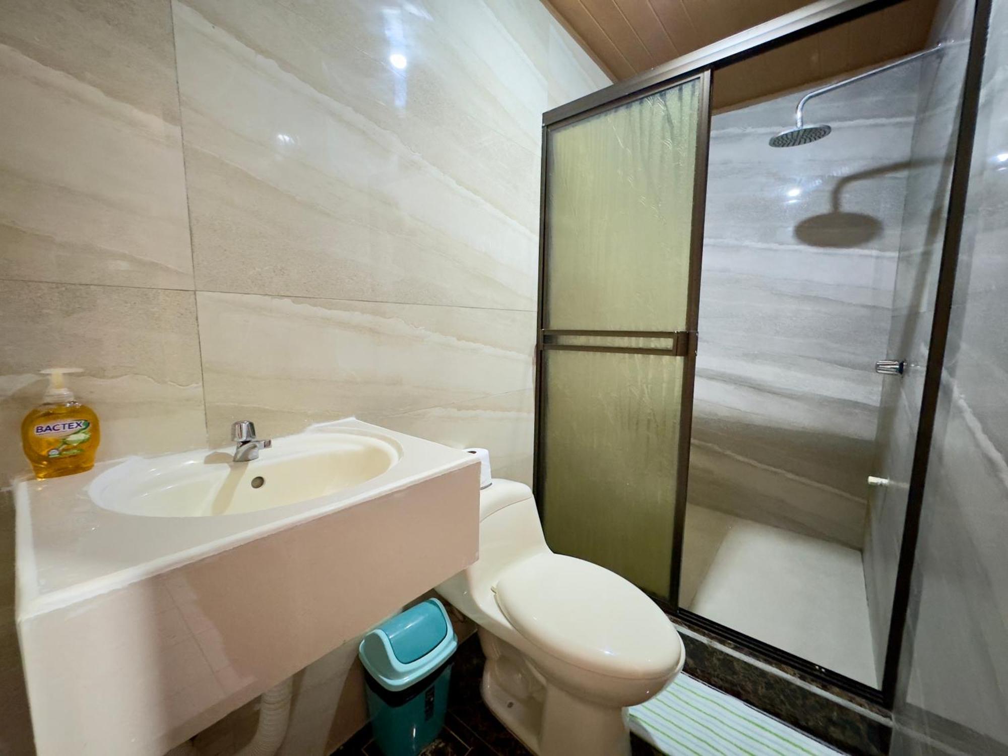 Casa Quepos Hotel ภายนอก รูปภาพ